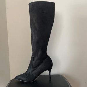 Nine West Suede Boot size 8